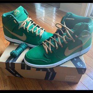 Nike Dunk High Premium